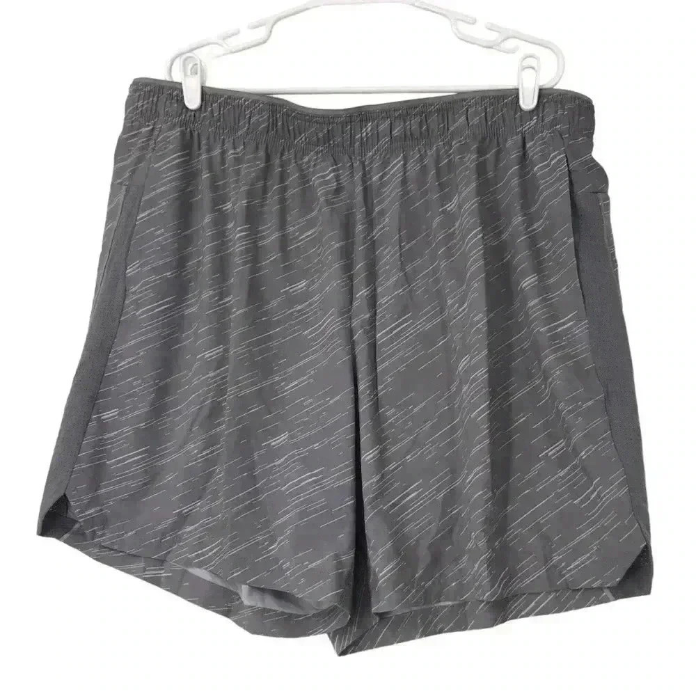 DSG 7" INSEAM RUN SHORTS ATHLETIC FIT REFLECTIVE DETAILS GRAY MENS SIZE 2XL